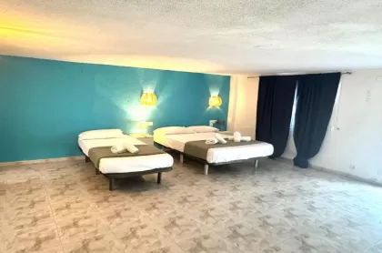 Hostal La Barraca Suites 3