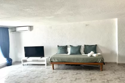 Hostal La Barraca Suites 8