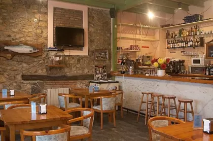 Hotel y Apartamentos Cuevas del Mar 4