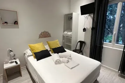 Hôtel Resto Ô9 Marches 3