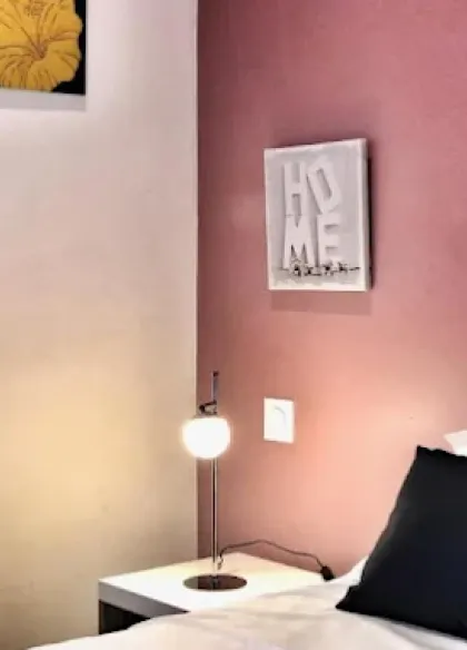 Hôtel Resto Ô9 Marches 6