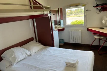 HOTEL PARIS VALENCE 3