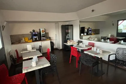 HOTEL PARIS VALENCE 4