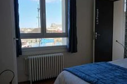 Voiles et TerrAsses by Corinne. Residence face au Port. 8