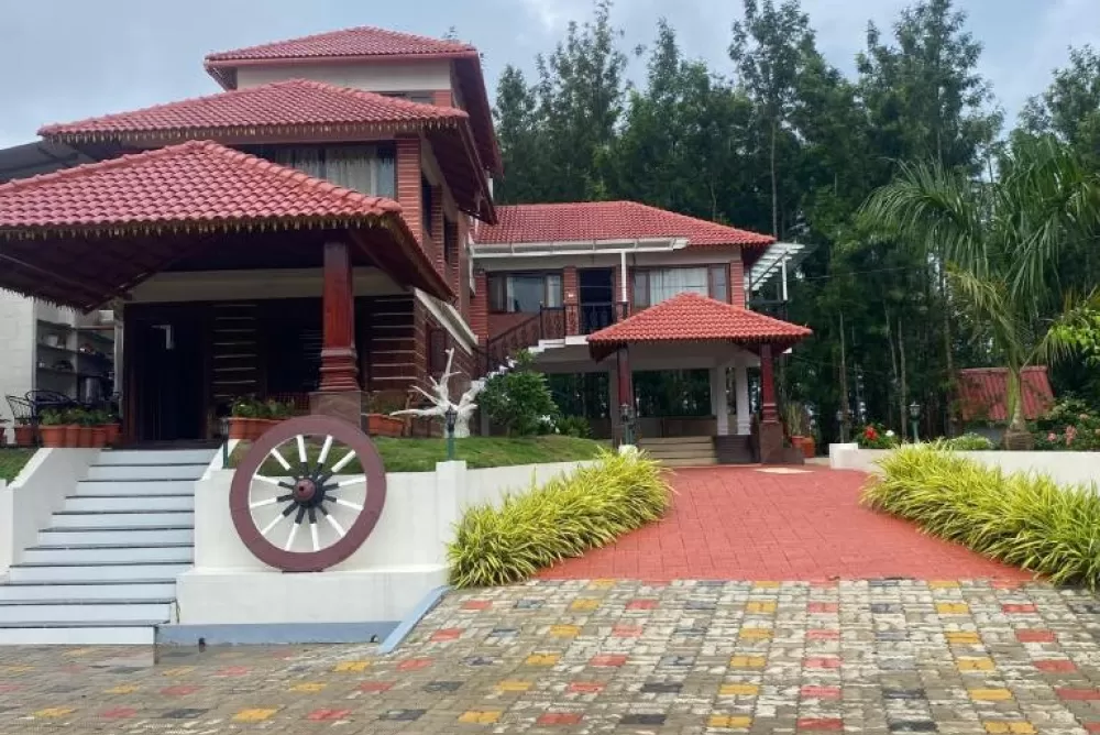 Bougainvillea Homestay