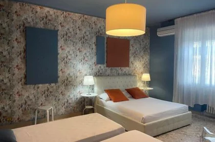 B&B Central Suite 4
