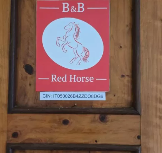 B&B Red Horse 2