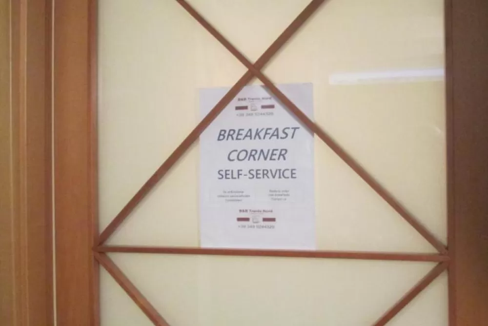 Sala colazione luminosa