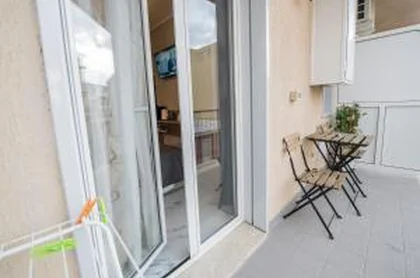 Eolian Port B&B 7