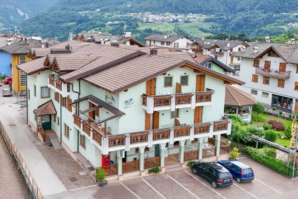 Hotel Caminetto | Rooms and Apartments