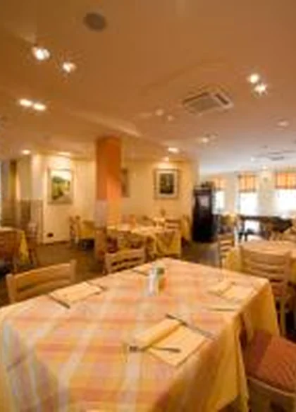 Albergo Concordia - Bar Ristorante AL MINESTRAIO 5