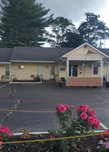 Budget Inn 5